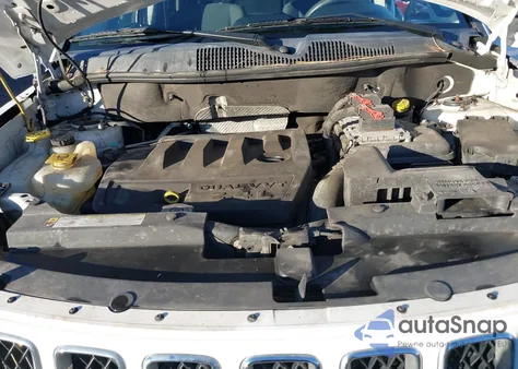 2012 Jeep Compass Sport из США, поврежденный, VIN 1C4NJDBB4CD683309